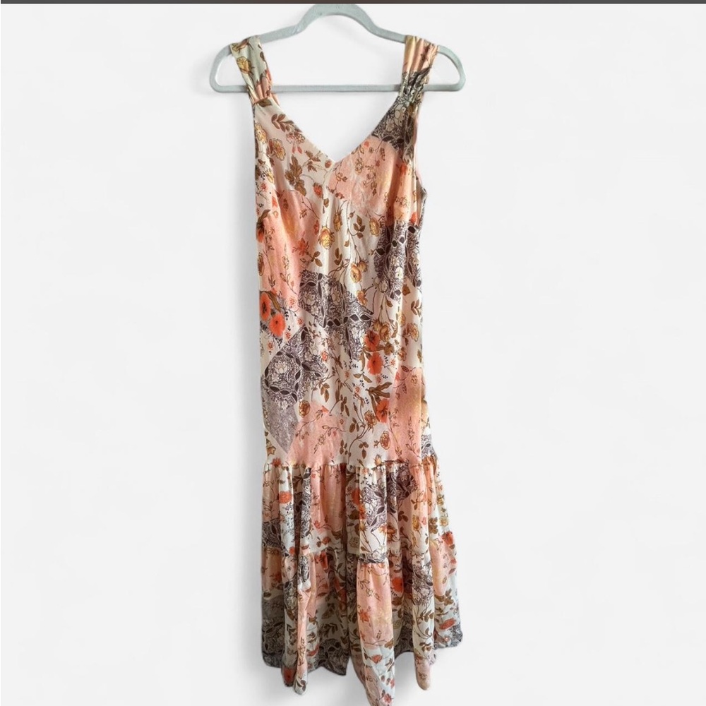 Vintage Floral V-Neck Sleeveless Midi Dress in Peach and Brown